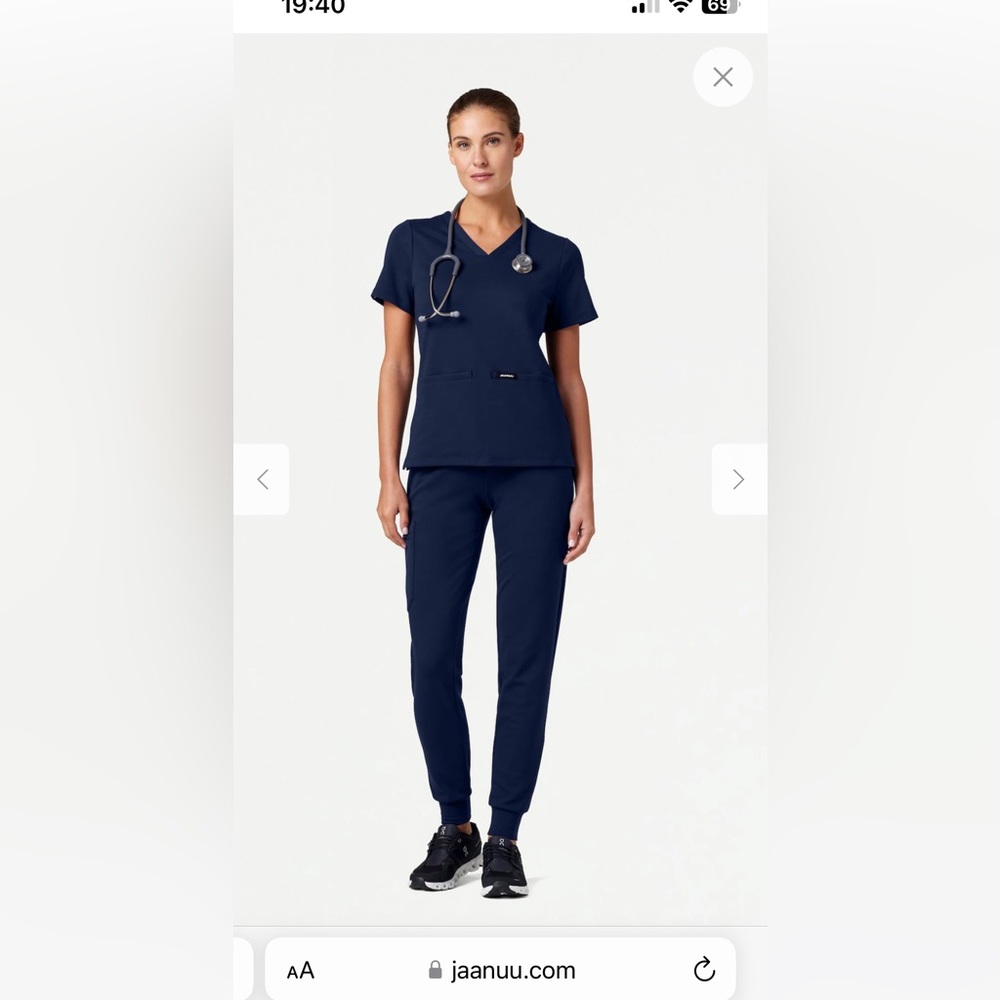 Jaanuu scrub set jogger pants